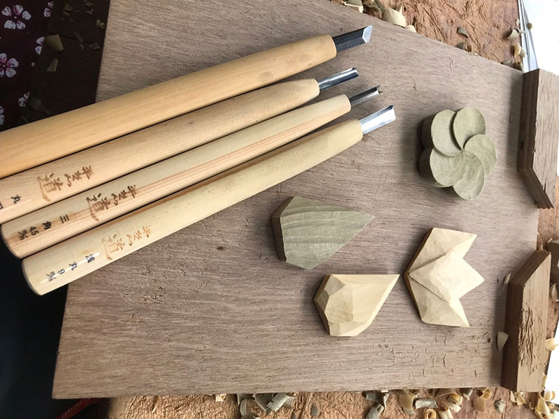 木彫アクセサリーづくり02